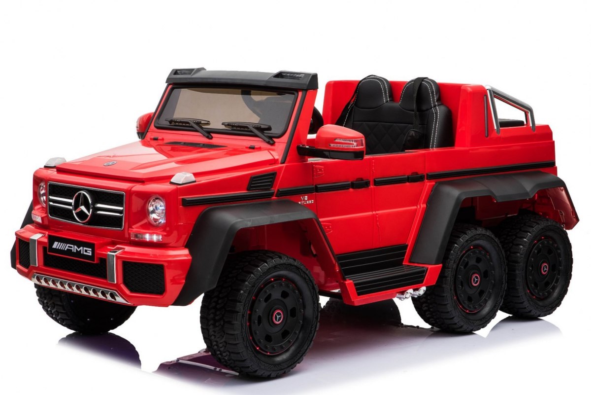 Mercedes G63 s pohonom 6x6 červená