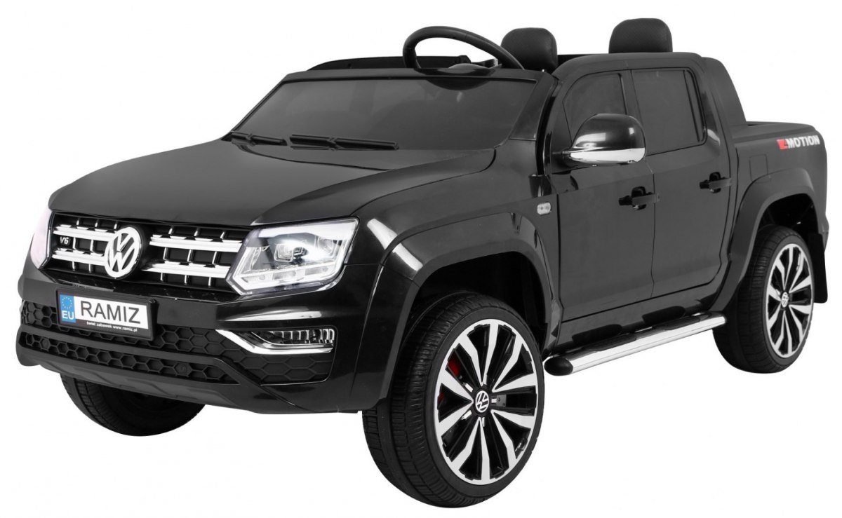 Volkswagen AMAROK Pickup Truck 4x4  čierna