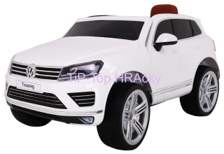 Volkswagen Touareg biela metalíza